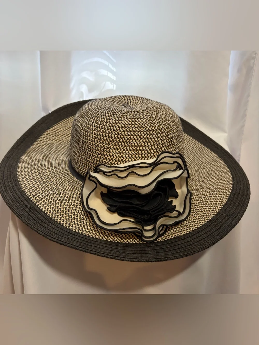 KOORINGALS Navy Blue & Tan Wide Brim Hat with Flower One Size Fits Most